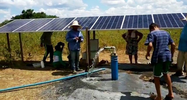 Agua solar - bomba solar de poço artesiano, inversor de placa solar, brasil solar, bomba solar, irrigação solar, bomba com placa solar, bomba de água para poço, bomba a energia solar, bomba de agua para irrigação, energia solar irrigação, kit de energia solar, sistema fotovoltaico off grid, "solares energia solar"