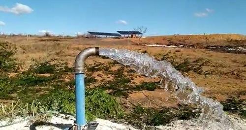 Agua solar - bomba solar de poço artesiano, inversor de placa solar, brasil solar, bomba solar, irrigação solar, bomba com placa solar, bomba de água para poço, bomba a energia solar, bomba de agua para irrigação, energia solar irrigação, kit de energia solar, sistema fotovoltaico off grid, "solares energia solar"