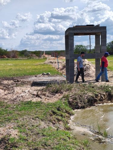 Agua solar - bomba solar de poço artesiano, inversor de placa solar, brasil solar, bomba solar, irrigação solar, bomba com placa solar, bomba de água para poço, bomba a energia solar, bomba de agua para irrigação, energia solar irrigação, kit de energia solar, sistema fotovoltaico off grid, "solares energia solar"